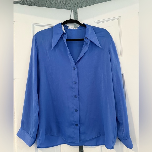 Mango Tops - Elegant Blue Women's Button-Up Shirt